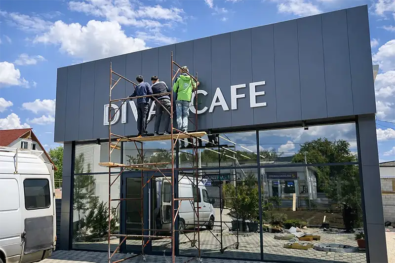 Montaj firmă publicitară în Chișinău (Moldova)