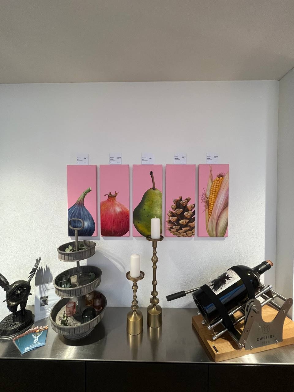 Solo-Ausstellung von Silvia Mende Zusammenarbeit der Galerie Kunstwerkstube mit dem Waldgasthaus Baldegg . Baden. Switzerland. Art. Kunst. Austellung