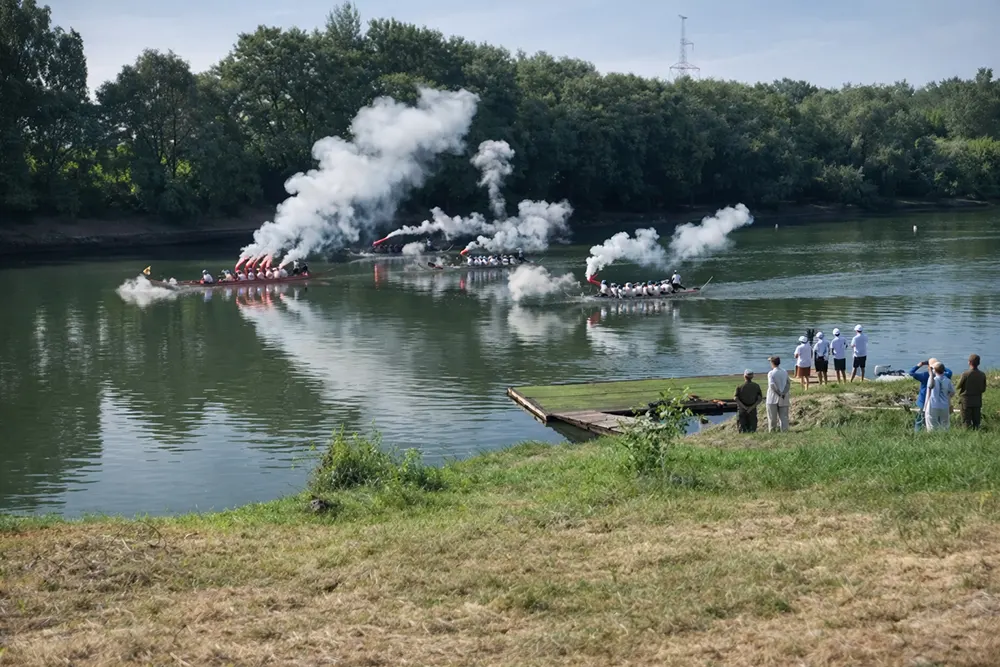 Спецэффекты в Тирасполе: холодные фонтаны, искры, цветной дым, конфетти на праздник и шоу