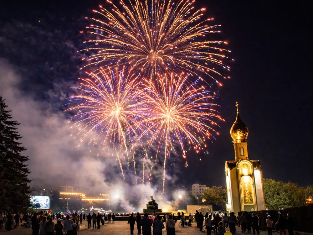 Салюты и фейерверки в Тирасполе: свадьба, день рождения, юбилей, корпоратив, праздник, запуск