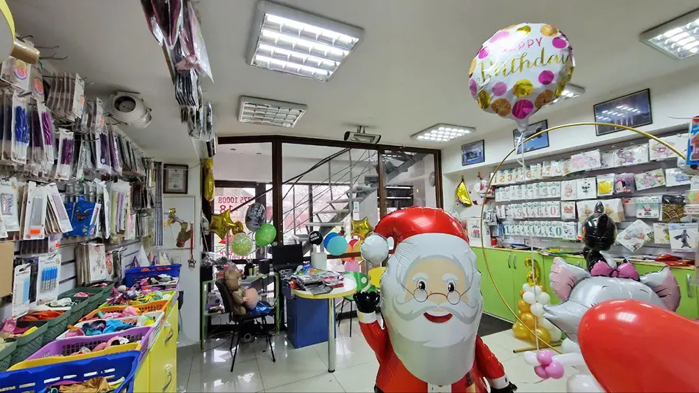 Шоурум студии в Тирасполе ПМР шары с гелием, букеты, композиции, фотозоны, оформление шарами