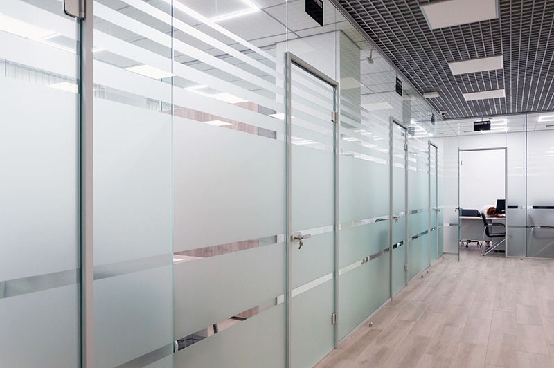 Матирование стекла пленкой в Тирасполе, Бендерах, ПМР. РА ДаВинчи