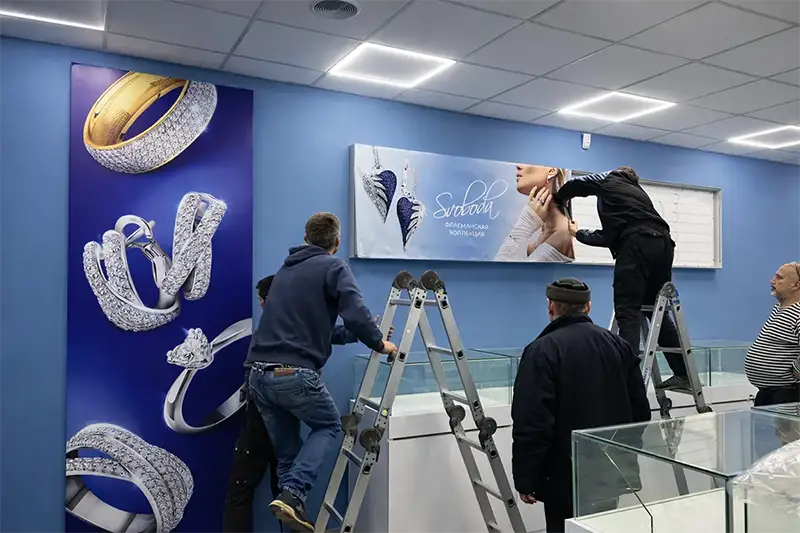 Amenajare publicitară pentru magazin, salon și birou în Chișinău (Moldova)