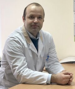 АНГЛОМОВНИЙ ЛІКАР-ТЕРАПЕВТ в медичному центрі МСК